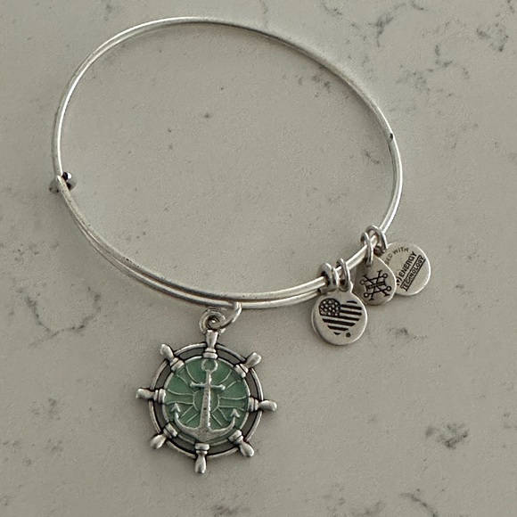 Alex and Ani bracelet silver - Picture 3 of 4